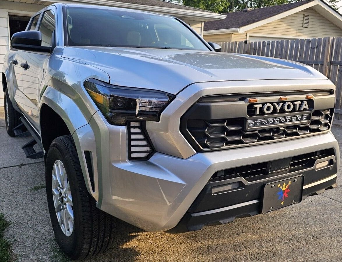 24 Tacoma TRD Grille Installed.jpg